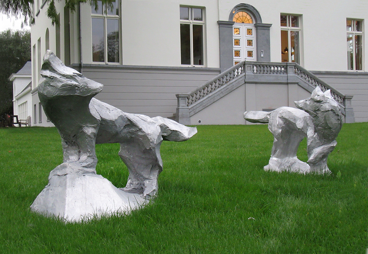 Free Foxes @The White House Gallery